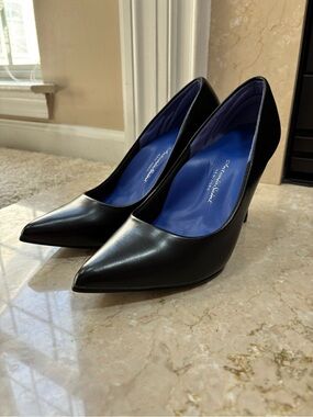 Antonia Saint Victoria Black Leather Stiletto 3.5” Heel Pumps, Size 8, EUC